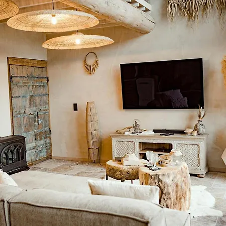 Bed and Breakfast La Hindi *